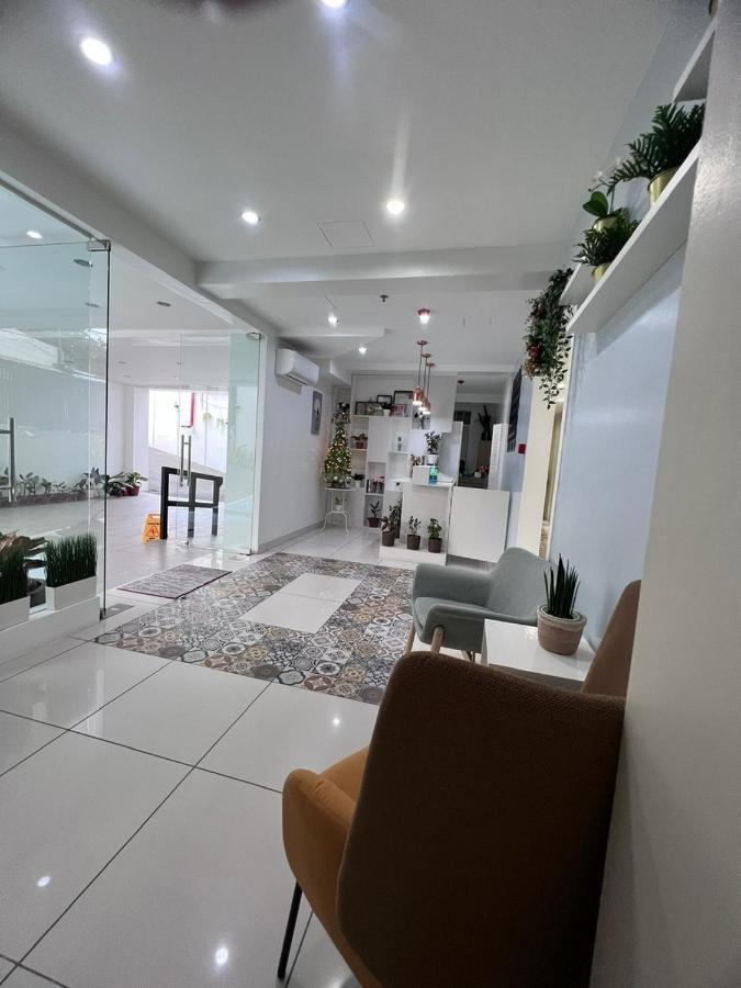 Cebu Mini Hotel Екстер'єр фото